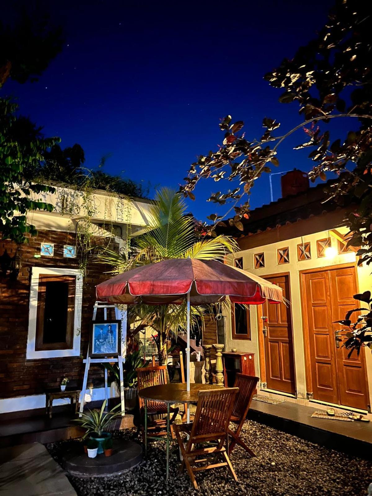 Rumah Pathuk Syariah Homestay Yogyakarta Kültér fotó